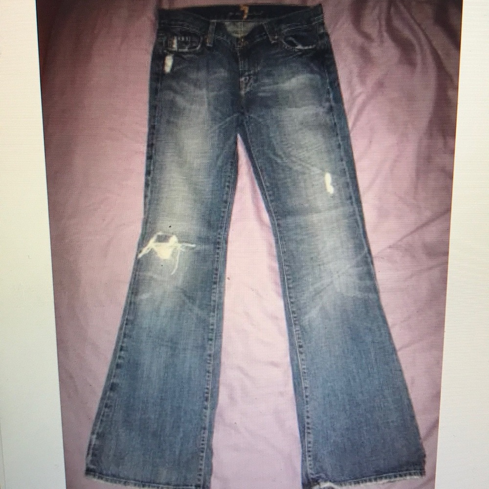 7 for all mankind flare distressed jean size 27